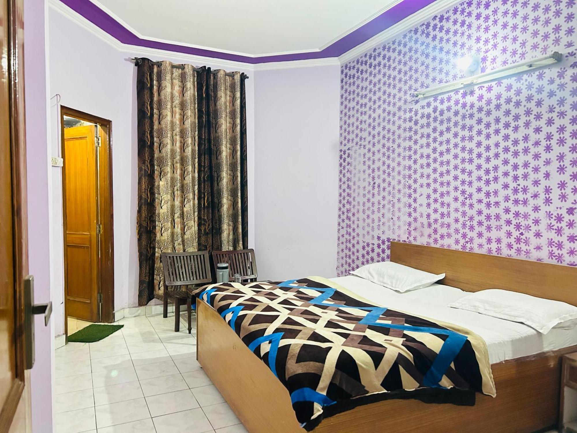 Sunrise Hotel 잘란다르 외부 사진
